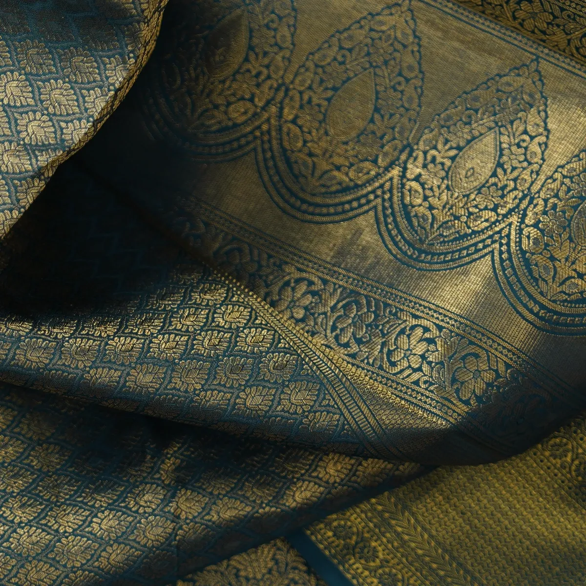 Kanchipuram Handloom Silk Saree 3 gram Gold Jari