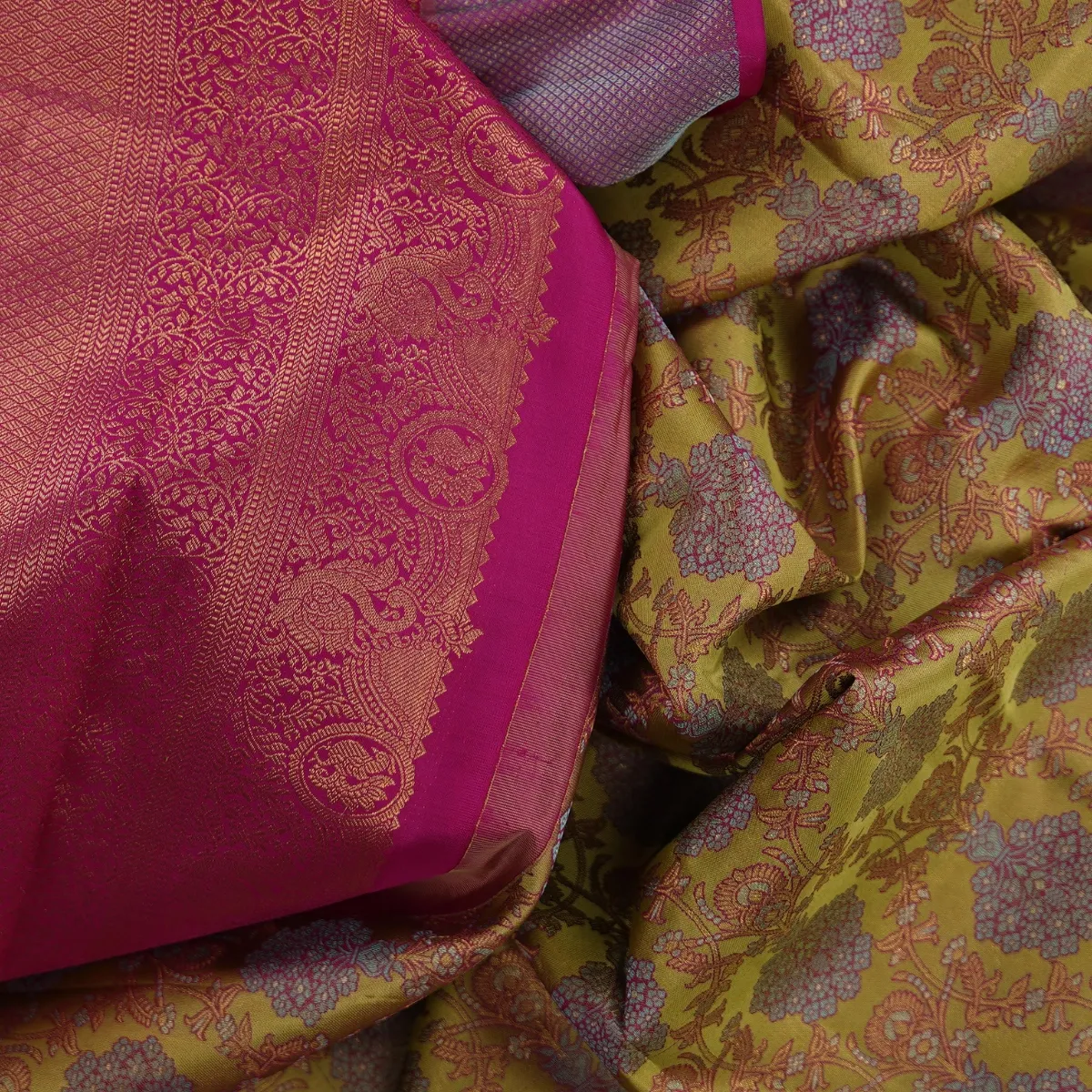 Kanchipuram Handloom Silk Saree Kodi Design Gold Colour Silk Fast Jari