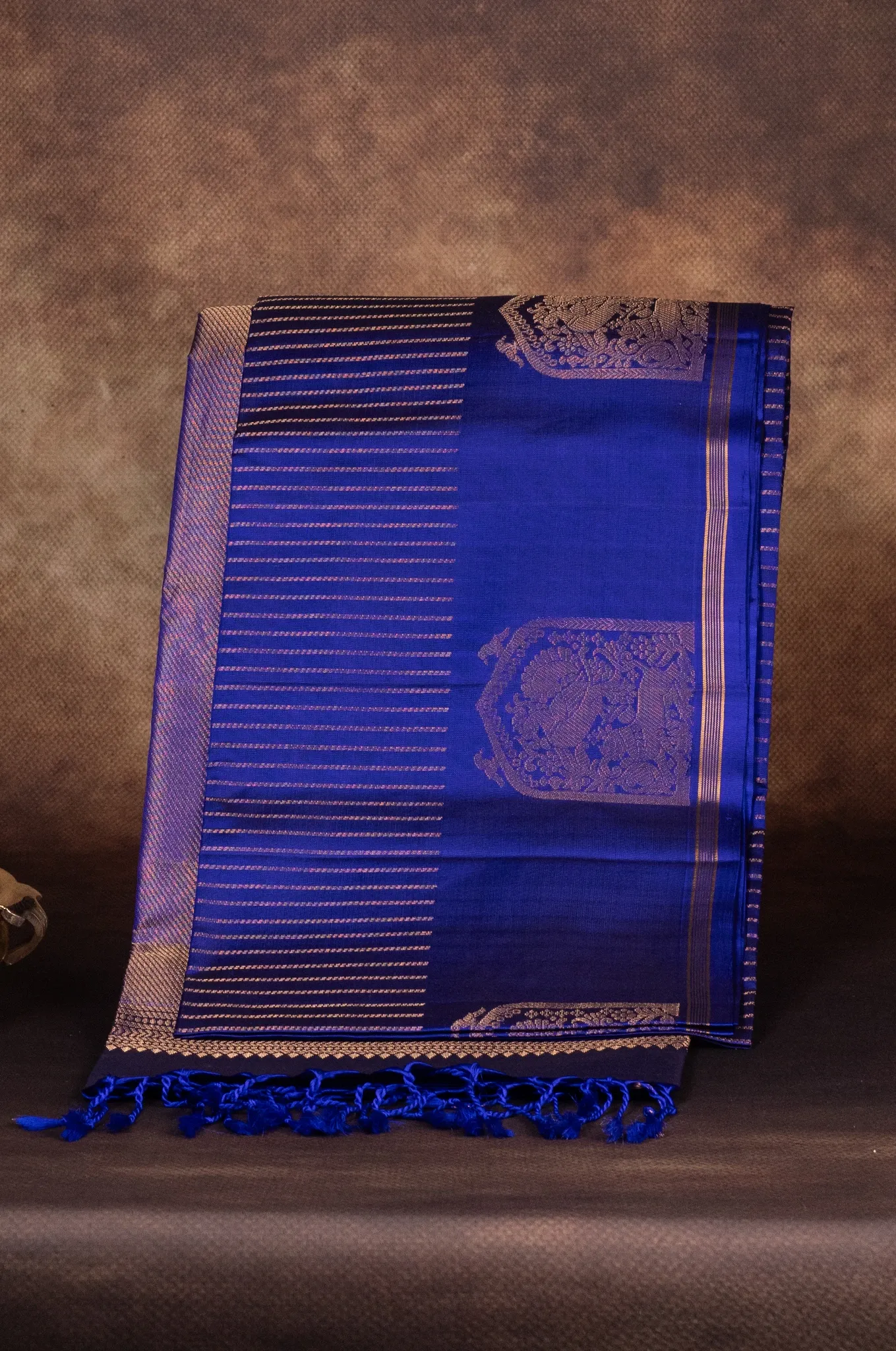 Mayuri Silk Vibrant Royal Blue Self Saree
