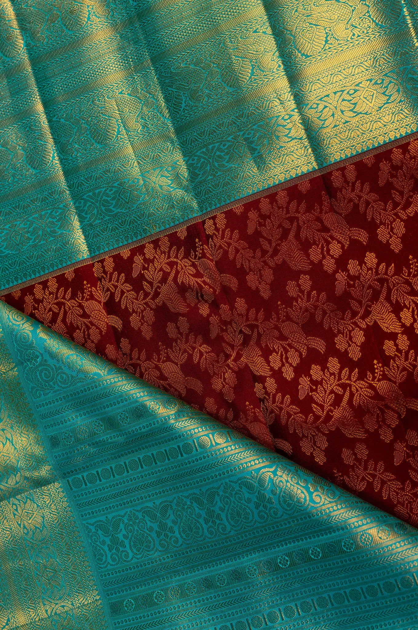 Maroon With Teal Blue Border Kanchipuram Silk